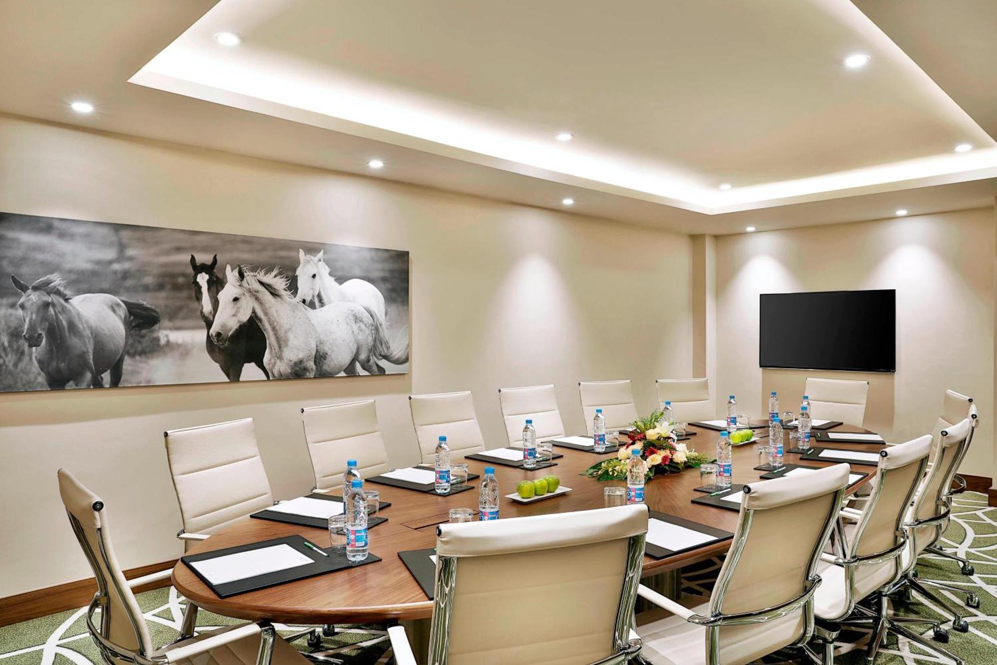 Courtyard By Marriott Riyadh Olaya Exterior foto