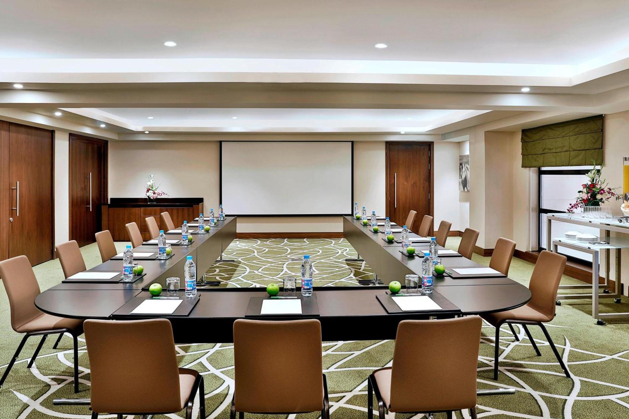 Courtyard By Marriott Riyadh Olaya Exterior foto